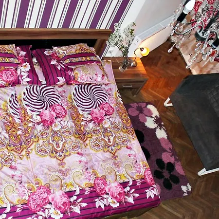 Johara Apartman 公寓 *